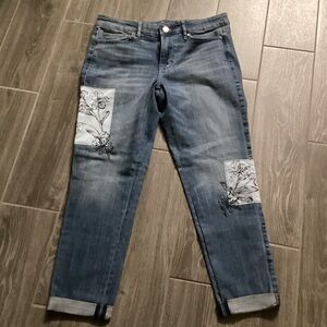 White House Black Market Girlfriend Capri’s